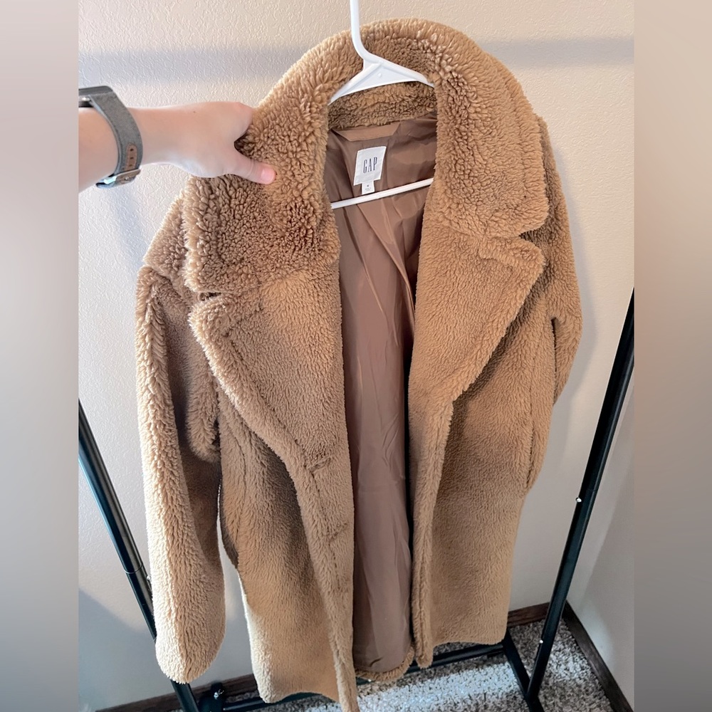 Gap camel sherpa coat